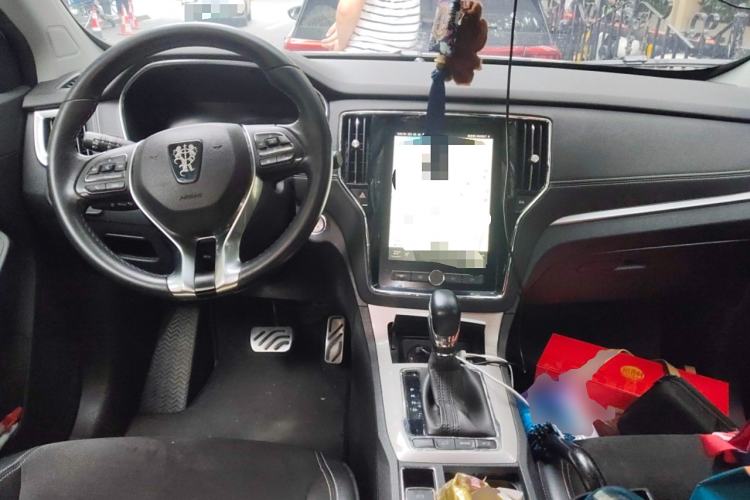 Used Roewe RX5 New Energy 2017 eRX5 50T Hybrid Connected Prestige Flagship Edition
