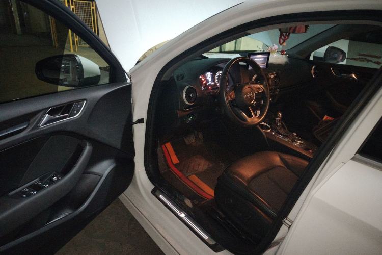 Used Audi A3 2020 Limousine 35 TFSI Fashion Edition China VI Emission Standard
