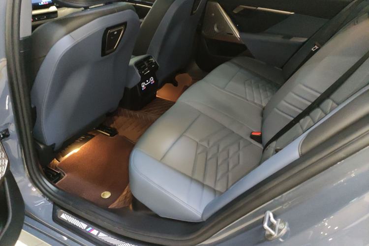 Used BMW 5 Series 2024 530Li Luxury Edition M Sport Package
