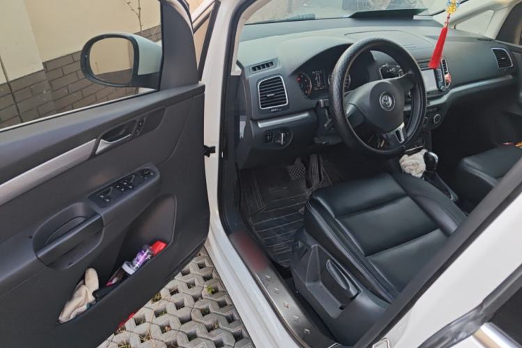 Used Volkswagen Sharan 2014 2.0 TSI Standard Model
