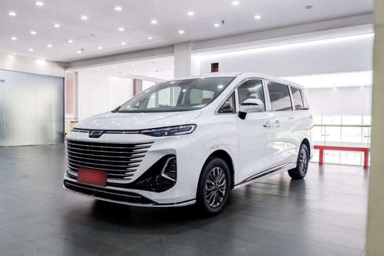 Used Bestune M9 2023 2.0T Prestige Edition