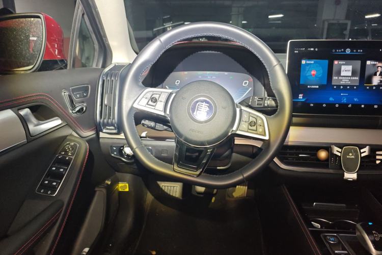 Used BYD Tang New Energy 2019 DM 2.0T All-Wheel Drive Smart Connectivity Enjoyment Model 7 Seats China VI Standard