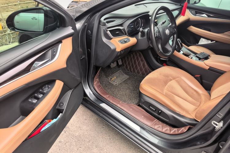 Used Buick LaCrosse 2016 28T Premium Edition Driver Seat