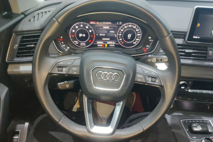 Used Audi Q5L 2020 Updated 40 TFSI Prestige Fashion Edition Steering Wheel