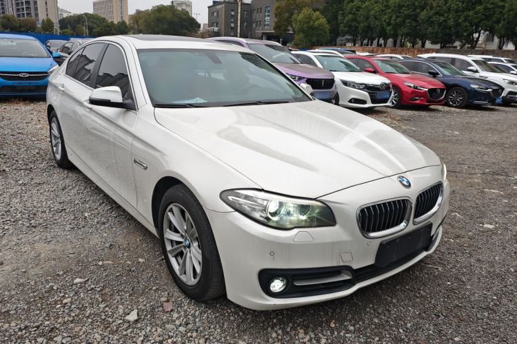 Used BMW 5 Series 2015 520i Elegant Edition