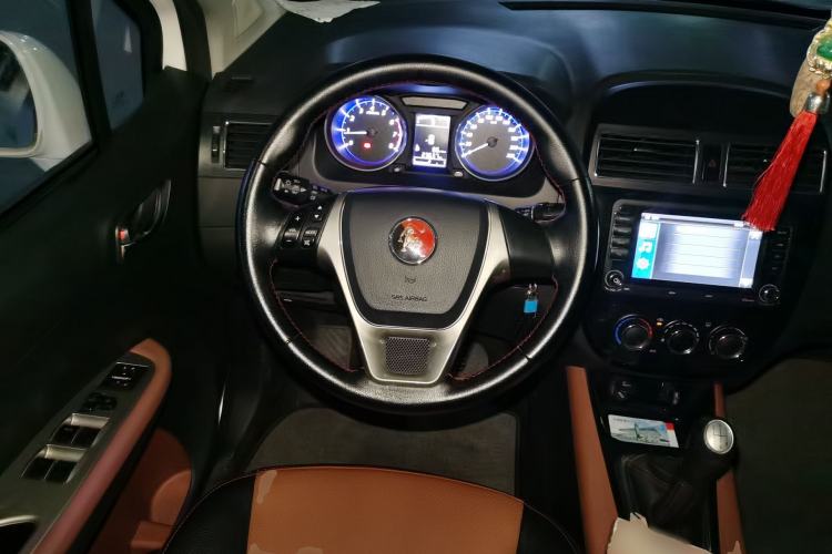 Used FORTHING Joyear X5 2015 1.6L Manual Luxury Model
