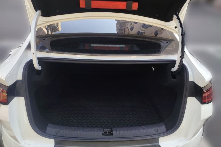 Used BYD e7 2025 Model 520 Smart Mobility Edition
