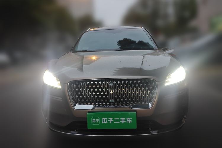 Used Lincoln Corsair 2020 2.0T Two-Wheel Drive Luxury Edition Front