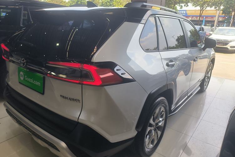 Used Toyota Wildlander 2020 2.0L CVT Two-Wheel Drive Luxury Edition
