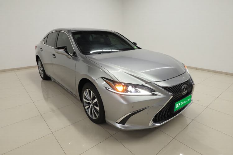 Used Lexus ES 2020 200 Excellence Edition Exterior 1