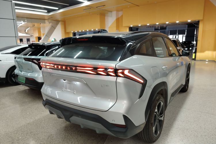 Used Geely Galaxy L7 2025 EM-i 115km Exploration+ Edition
