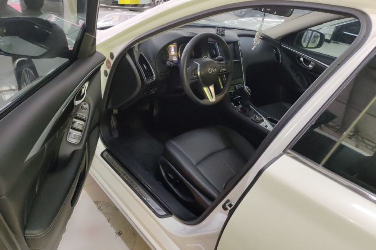 Used Infiniti Q50L 2022 2.0T Comfort Edition Driver Seat