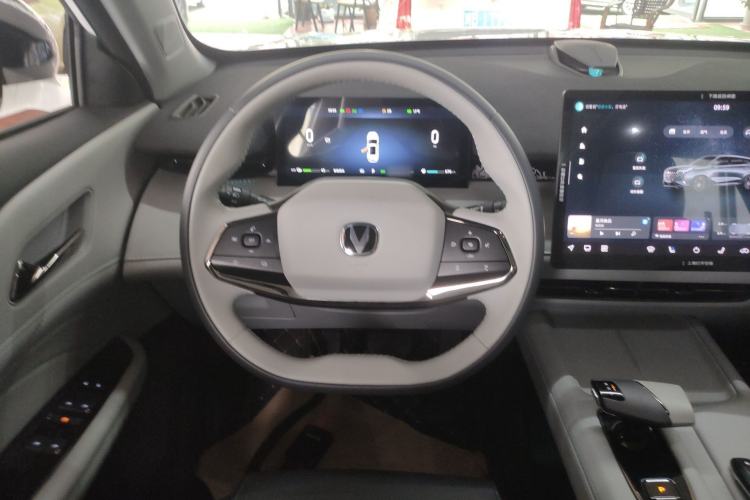 Used CHANGAN UNI-Z New Energy 2024 Blue Whale Smart Electric iDD 125km Excellence Model Steering Wheel