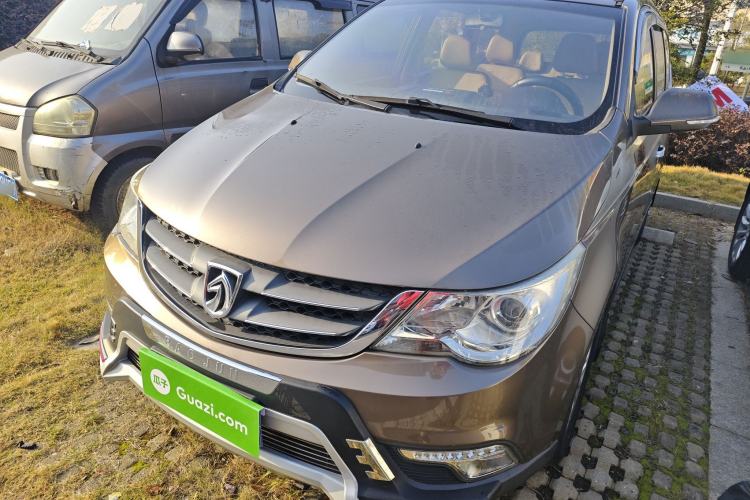 Used Baojun 730 2015 1.8L Manual Luxury Navigation ESP Version 7-seater