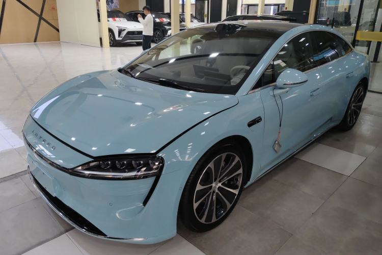 Used Hima Luxeed S7 2025 705 km Max