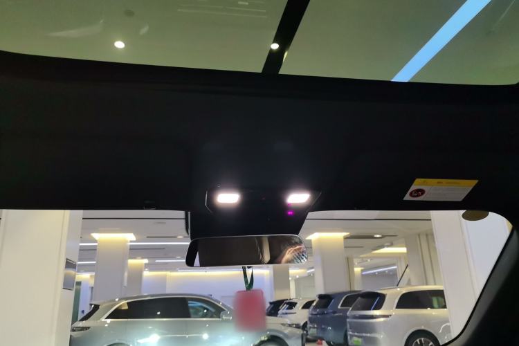 Used Li Auto L8 2025 Ultra Smart Refreshed Edition