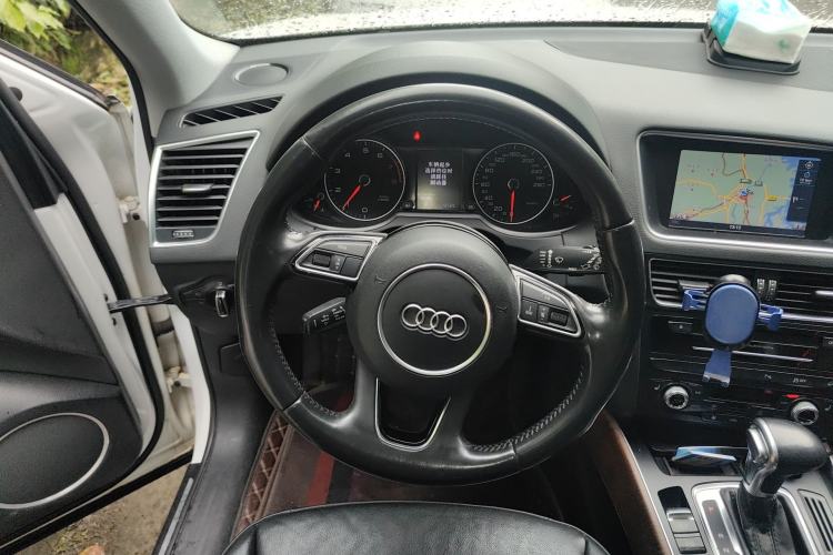 Used Audi Q5 2015 40 TFSI Comfort Model