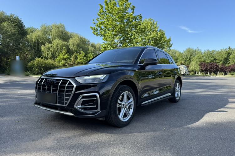 Used Audi Q5L 2022 40T Fashionable and Elegant Model
