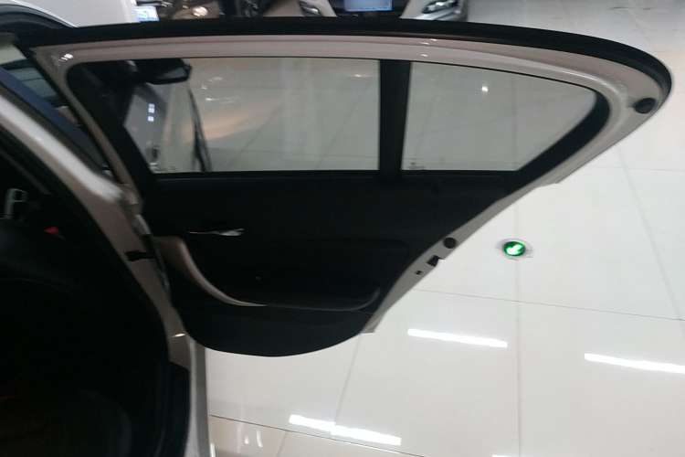 Used BMW 1 Series (Import) 2013 Facelifted 118i Leading Edition