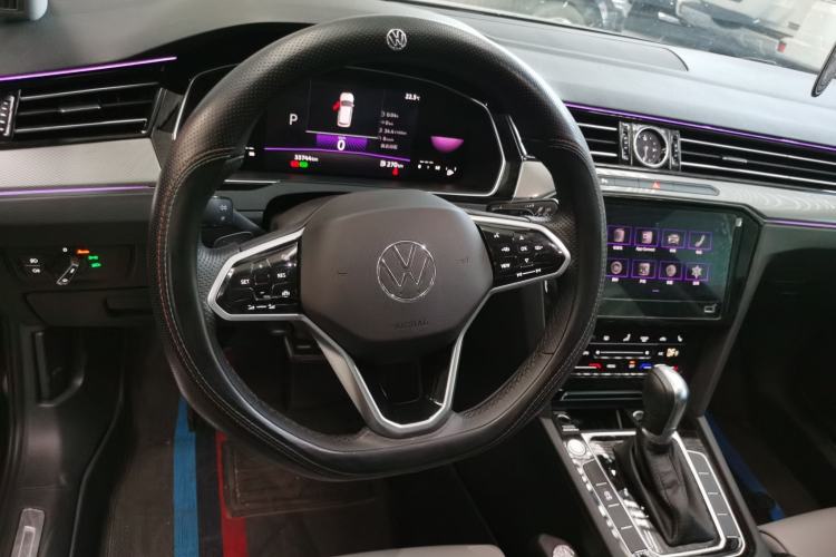 Used Volkswagen Magotan 2023 2 Million Units Limited Edition 330TSI DSG Leading Version Steering Wheel