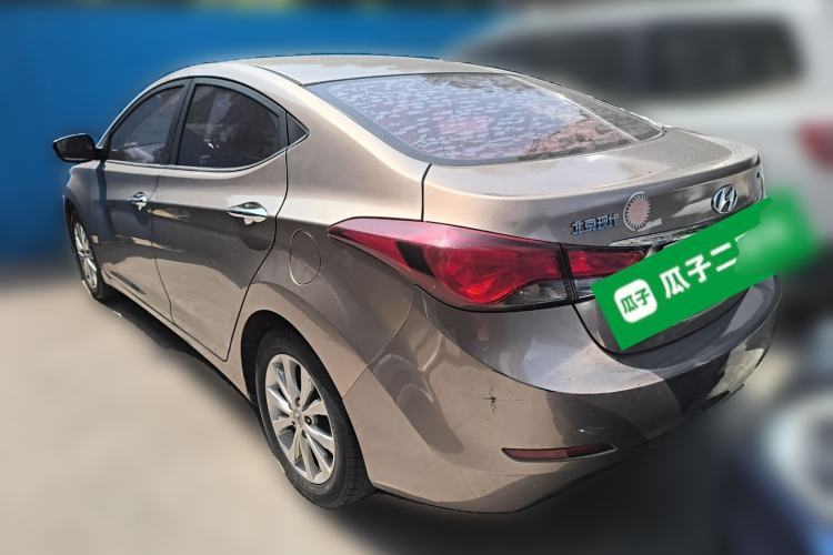 Used Hyundai Elantra (5th Generation / Langdong) 2016 1.6L Automatic Smart Version

