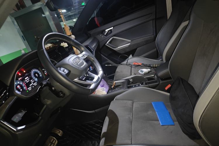 Used Audi Q3 2020 35 TFSI Fashion Dynamic Model
