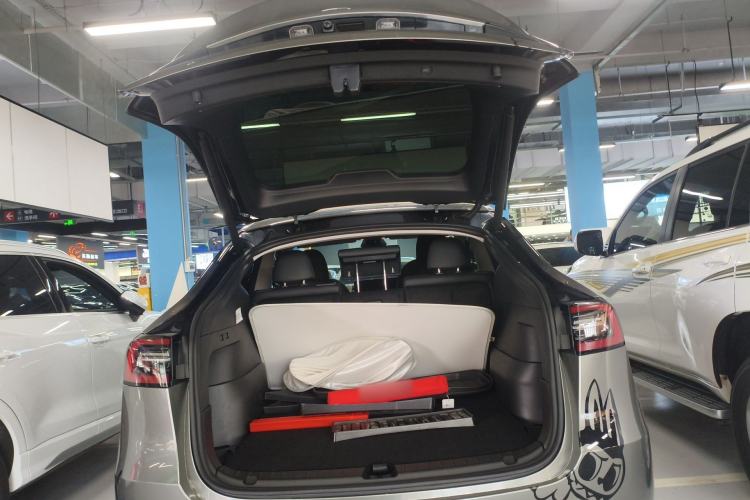 Used Tesla Model Y 2024 Rear-Wheel-Drive Version
