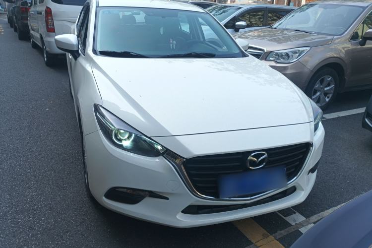 Used Mazda 3 Axela 2017 Hatchback 1.5L Automatic Comfort Model Emission Standard China V