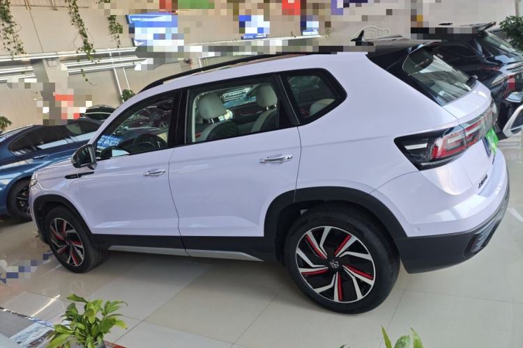 Used Volkswagen Tharu 2023 300TSI Two-Wheel-Drive Moon Luxury Edition
