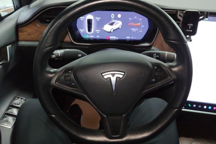 Used Tesla Model X 2020 Performance High-Performance Edition Steering Wheel