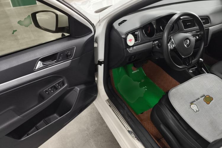 Used Volkswagen Gran Lavida 2017 180TSI DSG Comfort Edition
