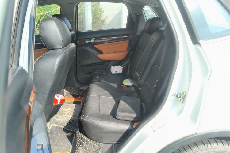 Used BAIC Weiwang S50 2016 1.5T Manual Happy Motion Superior Edition Left Rear Seat