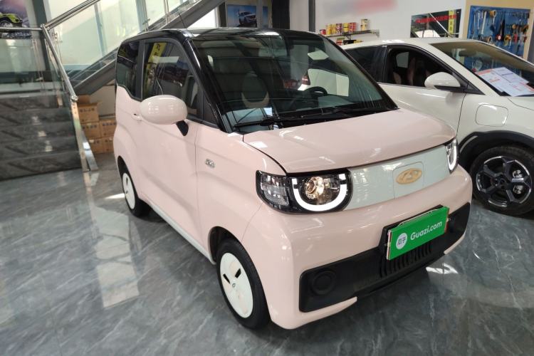 Used Chery QQ Ice Cream 2022 120km Conical Shape Lithium Iron Phosphate Front Right 45 Deg