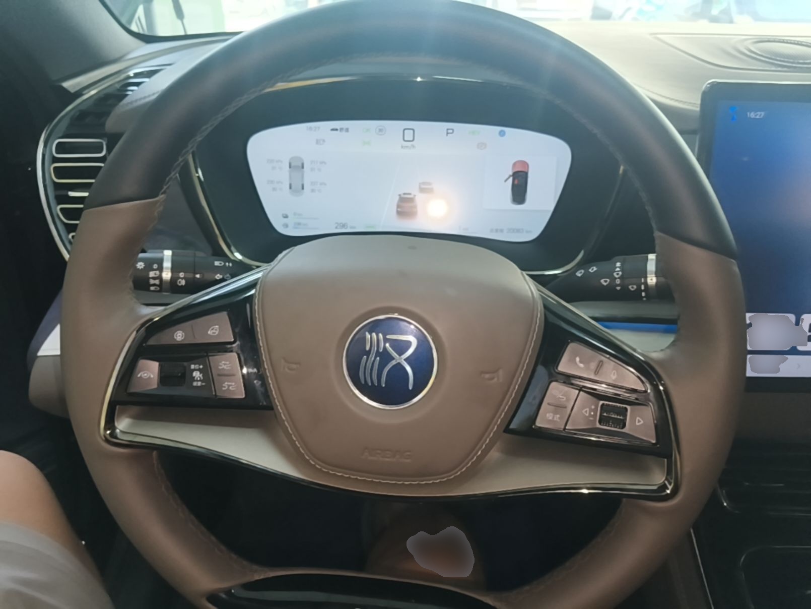 BYD Han 2025 DM-i 125KM Prestige Model - Premium — снимка 18