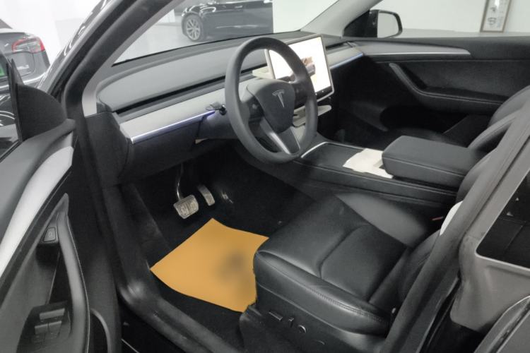 Used Tesla Model Y 2024 Rear-Wheel-Drive Version Driver Seat