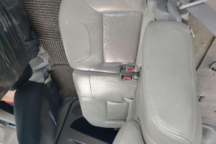 Used Mitsubishi Zinger 2011 2.0L Automatic Luxury Version Left Rear Seat