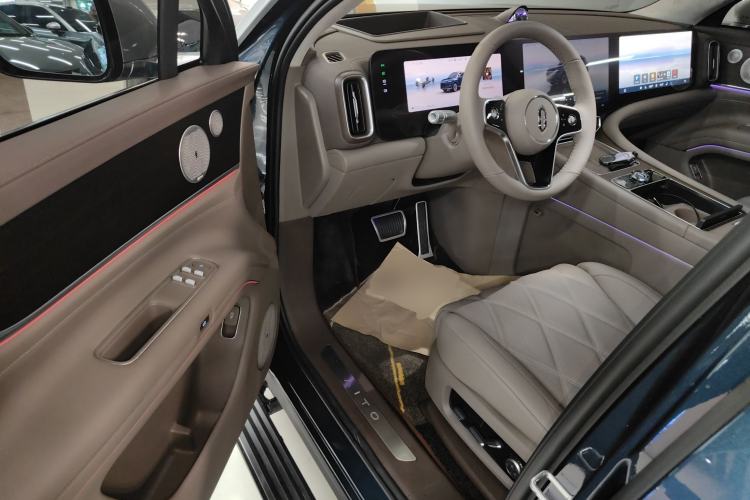 Used Hima AITO M9 2025 Pure Electric Ultra Version 100 kWh 6-Seater Model
