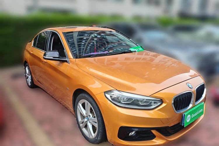 Used BMW 1 Series 2017 118i Design Package Model Front Right 45 Deg