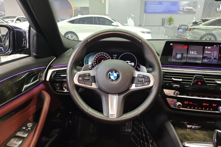 Used BMW 5 Series 2019 530Li Leading Model M Sport Package