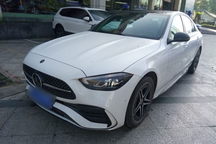 Used Mercedes-Benz C-Class 2024 Facelifted C-Class 260 L Night Edition Sports Version