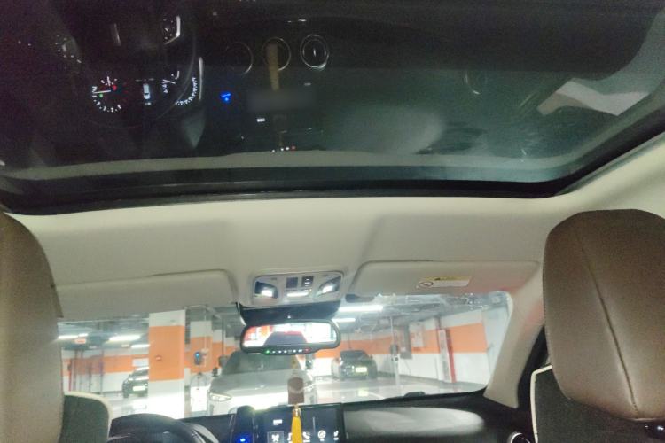 Used Wey VV5 2017 2.0T Ultra-Luxury Version
