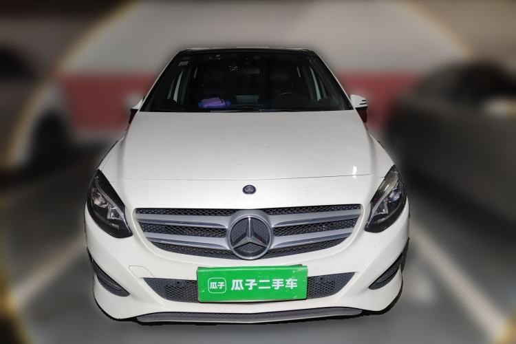 Used Mercedes-Benz B-Class 2016 B 200 Exclusive Edition Front