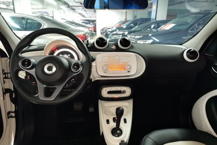 Used smart forfour 2018 1.0L 52kW Passion Edition
