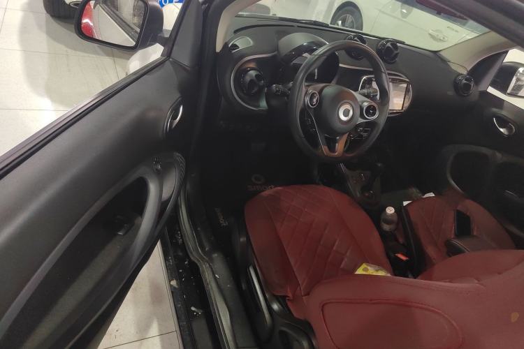 Used smart fortwo 2018 1.0L 52kW Hardtop Passion Edition China V Standard Driver Seat