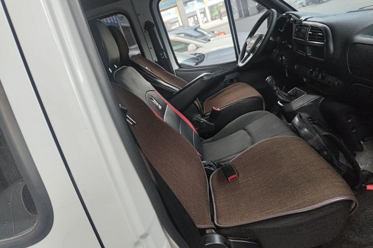 Used JMC Transit 2021 2.8T Space King Standard Version Short Wheelbase Mid-Height Roof 6-Seater Diesel Euro VI JX493