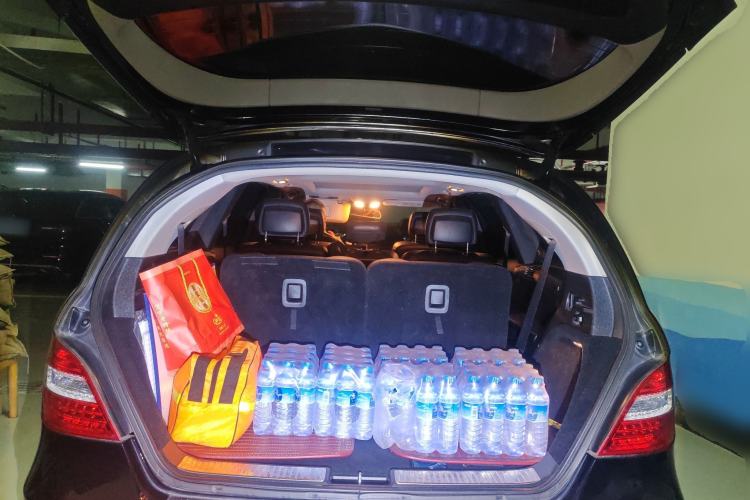 Used Mercedes-Benz R-Class 2017 R 320 4MATIC Business Edition Prestige Model
