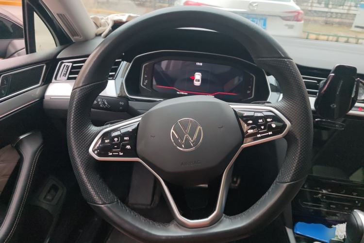 Used Volkswagen Magotan 2023 2 Million Units Commemorative Edition 330TSI DSG Luxury Version
