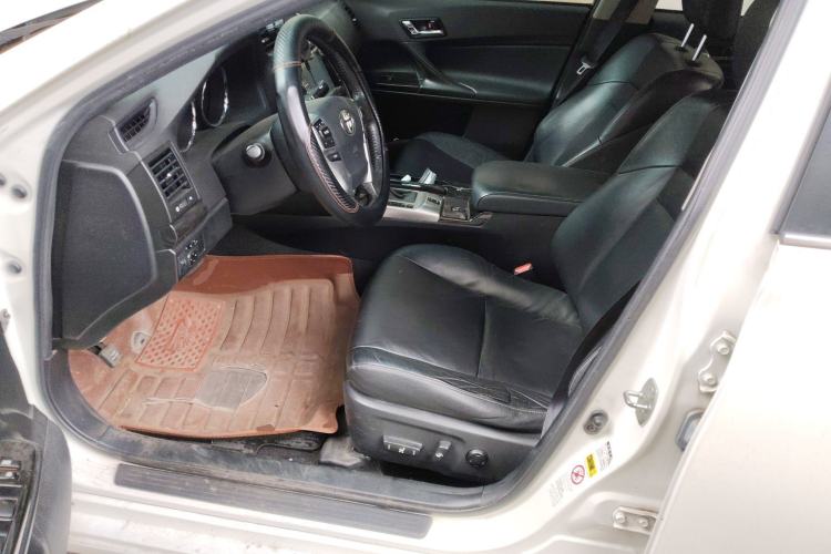 Used Toyota Reiz 2010 2.5V Fengdu Elite Edition Left Front Seat