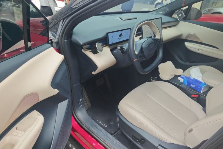 Used Lynk & Co Z20 2025 530 km Range Rear-Wheel Drive Pro
