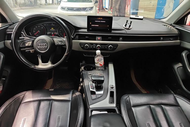 Used Audi A4L 2018 30th Anniversary Edition 40 TFSI Trendy Model
